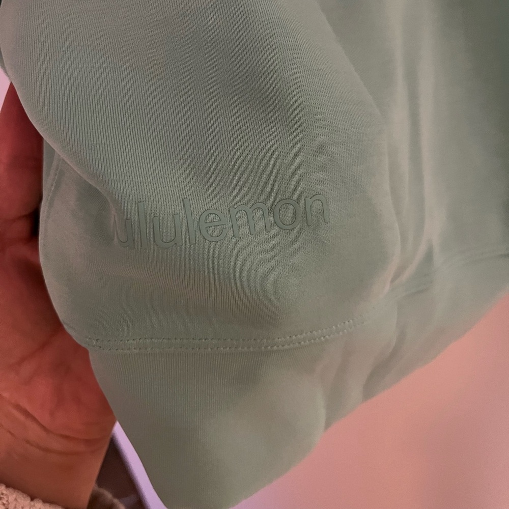 Lululemon softstreme cropped sweatshirt - Picture 4 of 6